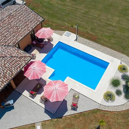 Frankovici Tatil Evi