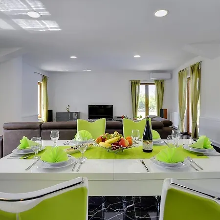 Holiday home Frankovici Pazin